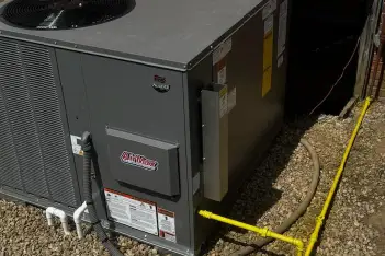 Fully equipped HVAC service truck for package unit maintenance